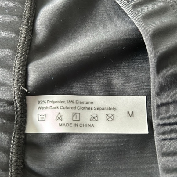 Men’s swim brief - Picture 8 of 12